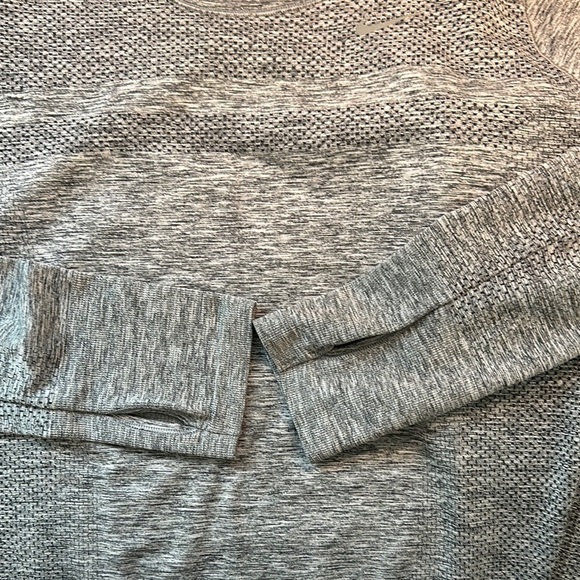 Nike Dri-Fit Heather Grey Long Sleeve Top - Picture 4 of 4
